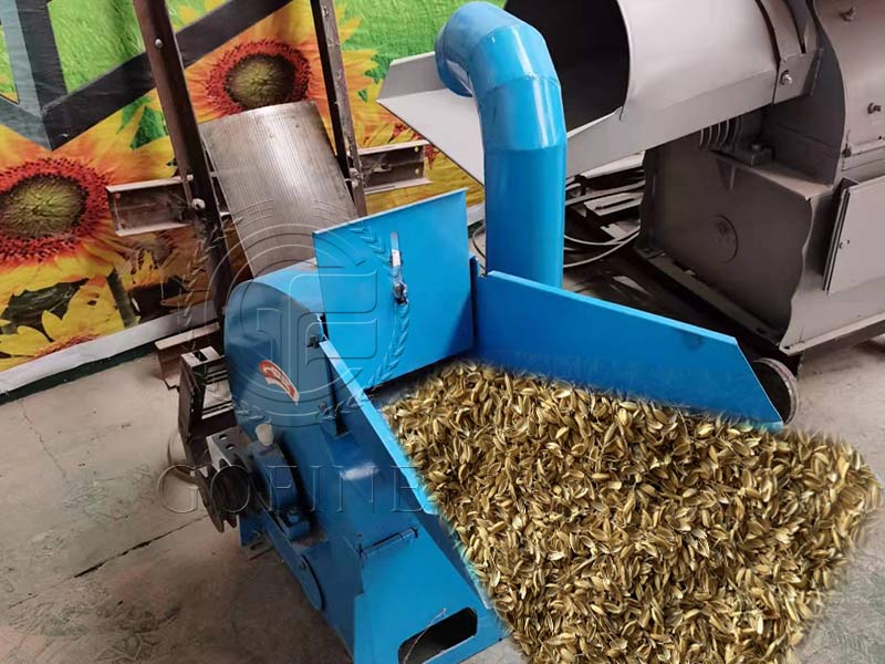 Efficient Poultry Feed Crusher