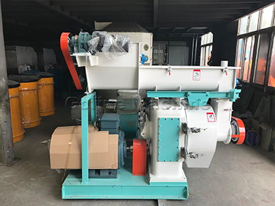 Ring Die vs. Flat Die Pellet Mill: Which is Better for Your Feed Plant?